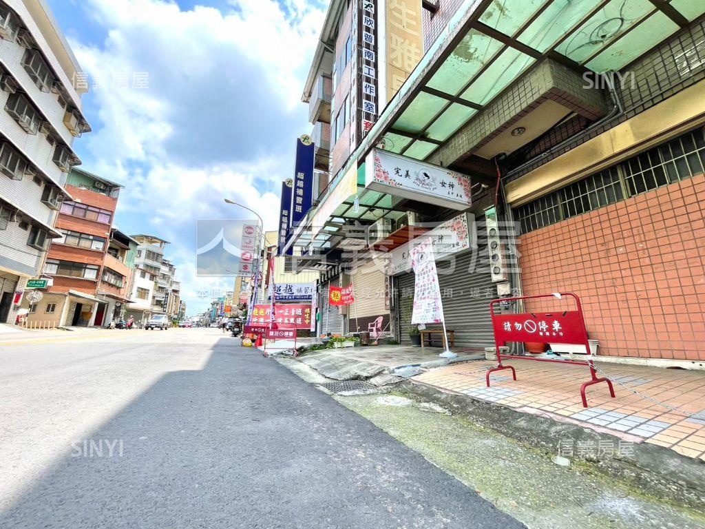 正中山路勤益金雞母透店房屋室內格局與周邊環境
