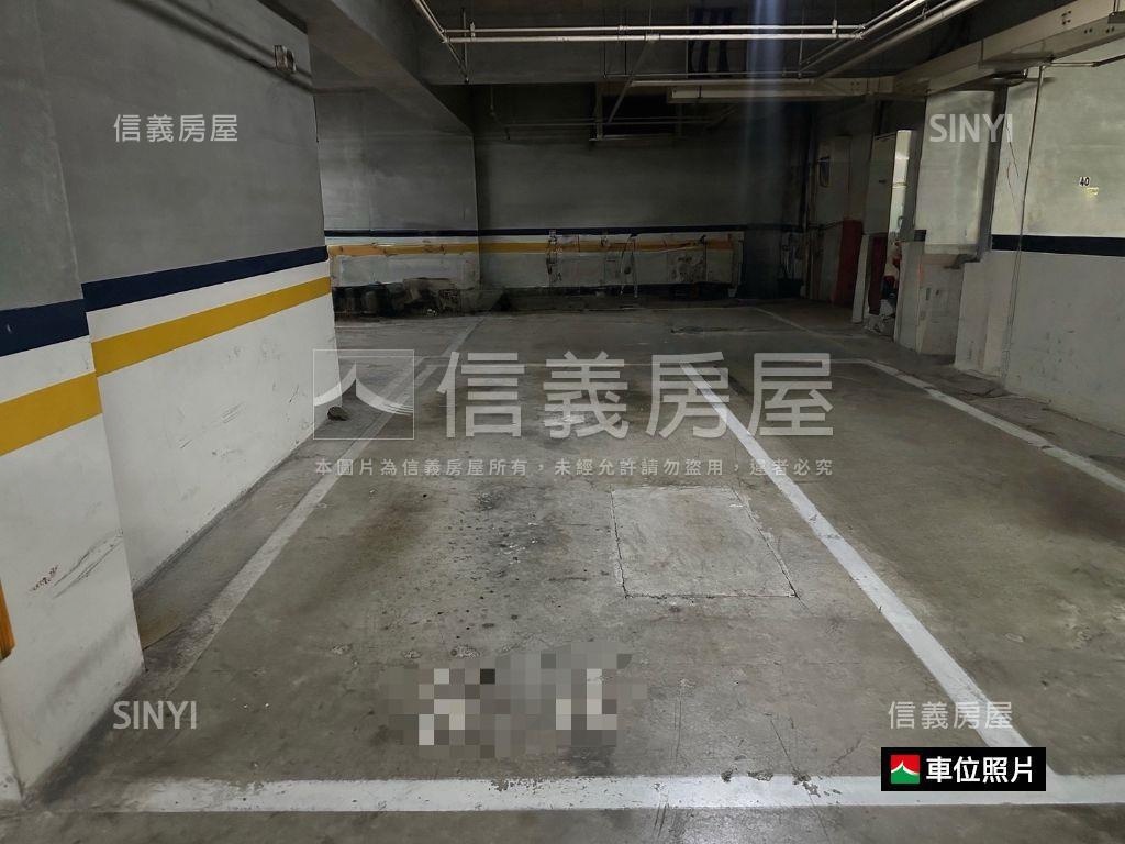 近河堤全誠稀有四房平車房屋室內格局與周邊環境