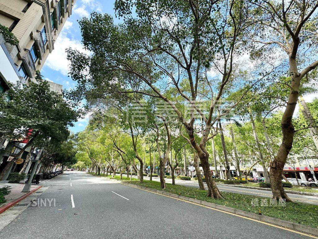 ＮＥＷ仁愛香榭高樓附車位房屋室內格局與周邊環境