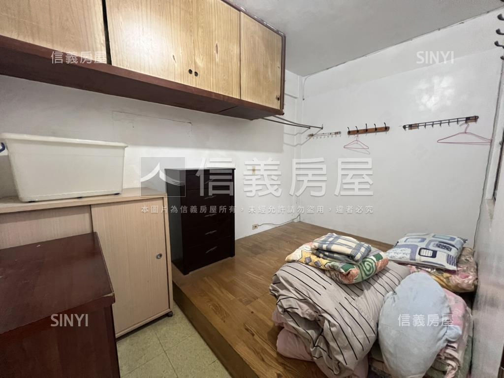 實小南門學區３房低總價房屋室內格局與周邊環境