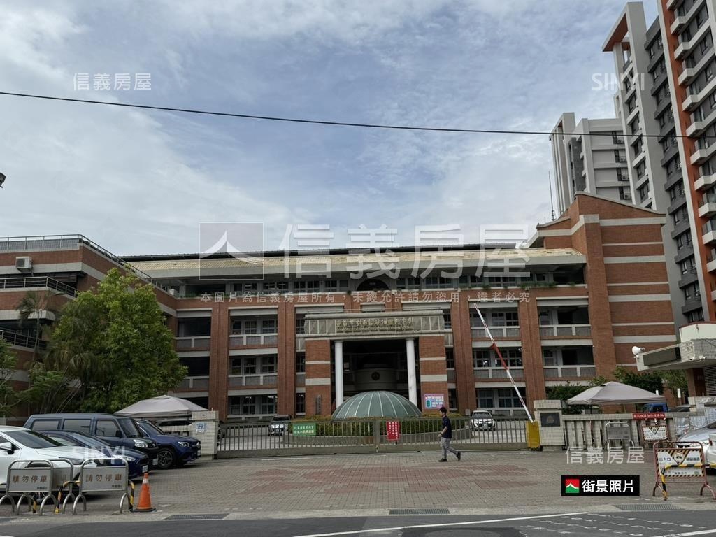 春福年年朝南景觀二房平車房屋室內格局與周邊環境