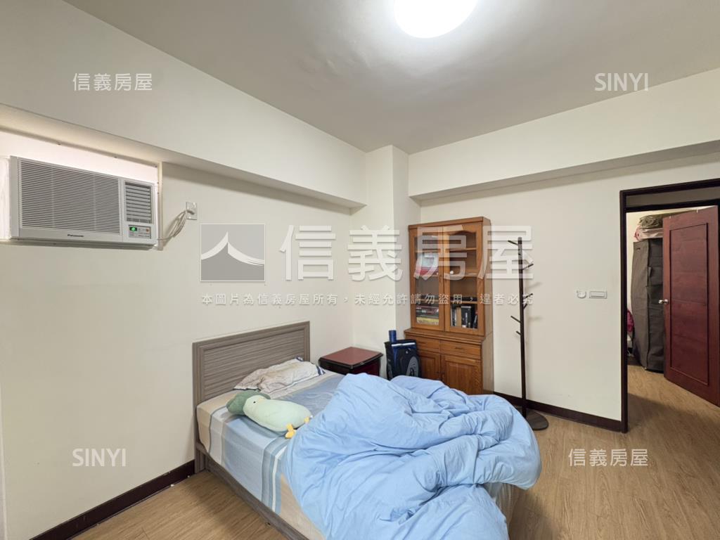 【海山站】邊間電梯大四房房屋室內格局與周邊環境