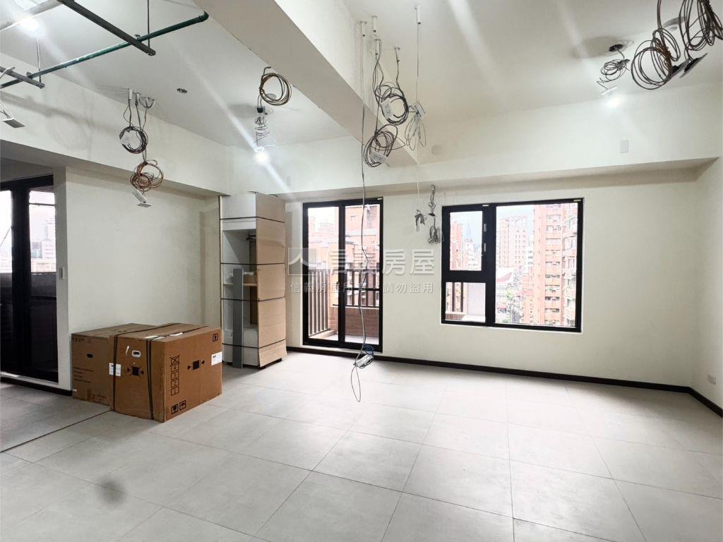 仁愛旭★高樓景觀電梯兩房房屋室內格局與周邊環境