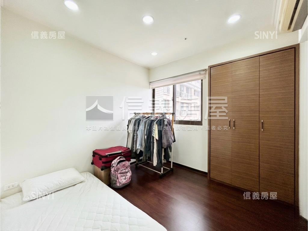 大易春秋溫馨木質三房房屋室內格局與周邊環境