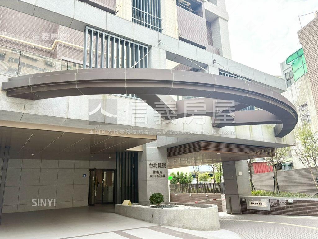 台北捷寶高樓景觀兩房雙衛房屋室內格局與周邊環境