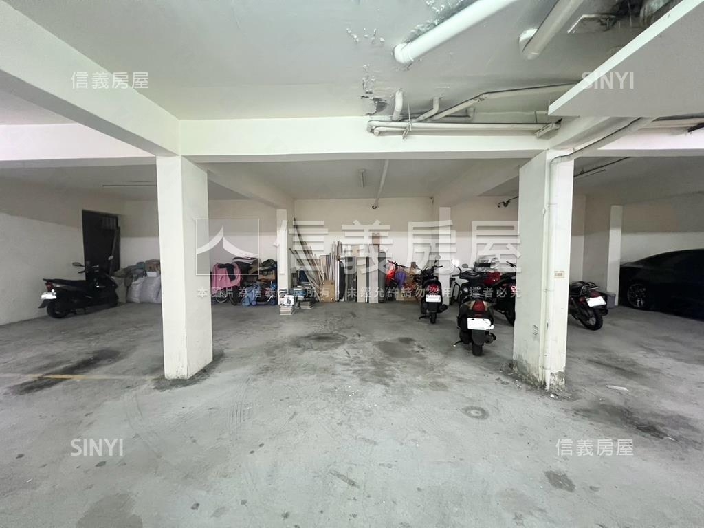 南山路黃金公寓２樓＋車位房屋室內格局與周邊環境