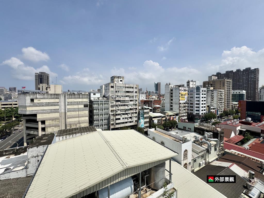 新興高中．採光三房房屋室內格局與周邊環境