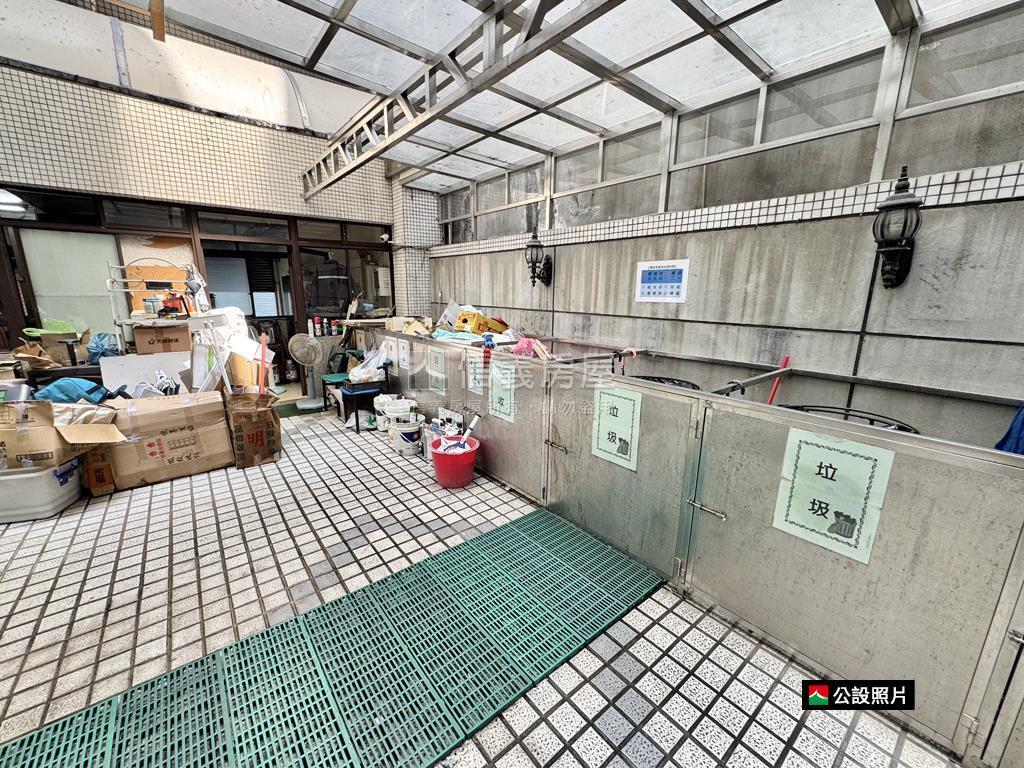 新興高中．採光三房房屋室內格局與周邊環境