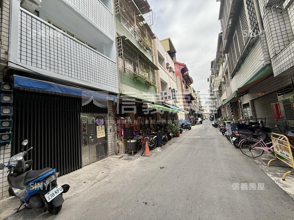 中央公園裝潢收租美透房屋室內格局與周邊環境