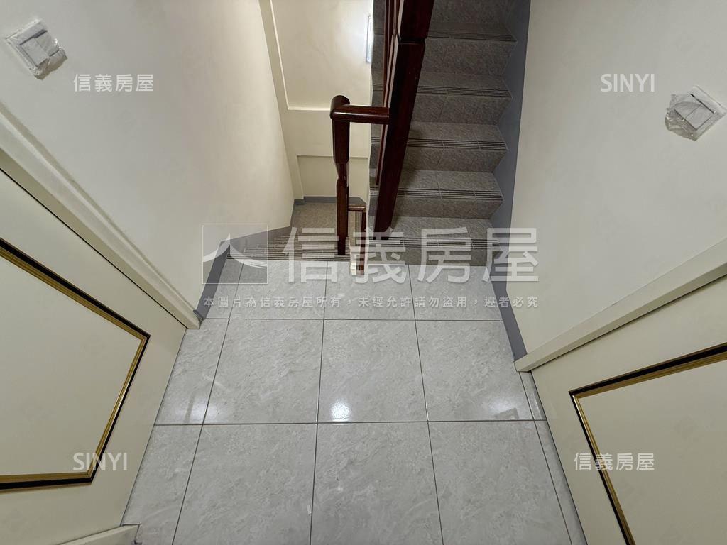 中央公園裝潢收租美透房屋室內格局與周邊環境