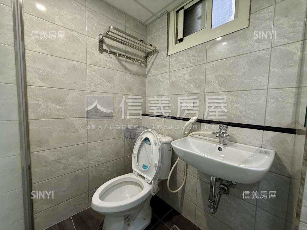 中央公園裝潢收租美透房屋室內格局與周邊環境