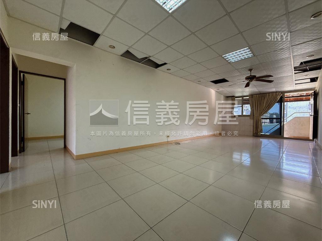 明德路️角窗面寬透店房屋室內格局與周邊環境