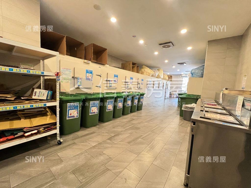 總太大坪數雙車河岸視野戶房屋室內格局與周邊環境