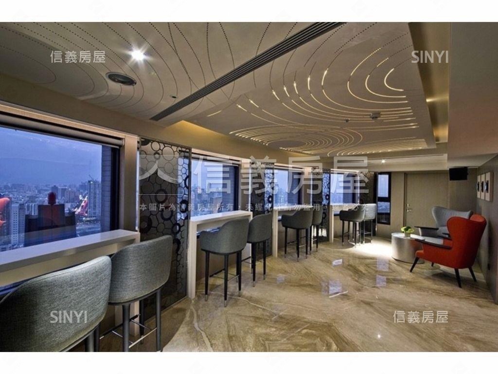 高樓層面秋紅谷四房雙平車房屋室內格局與周邊環境