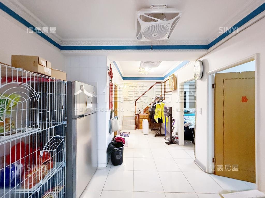 稀有中華路公寓房屋室內格局與周邊環境