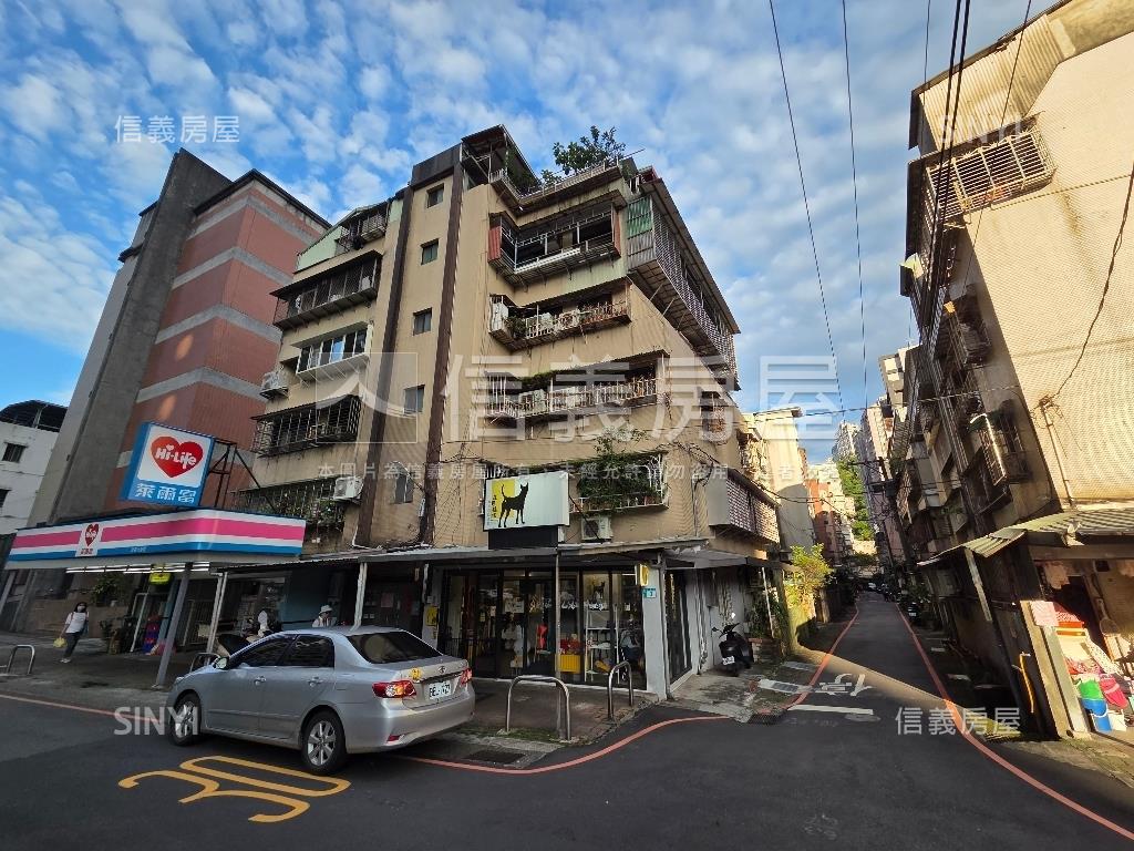 捷運區公所站收租中金店面房屋室內格局與周邊環境