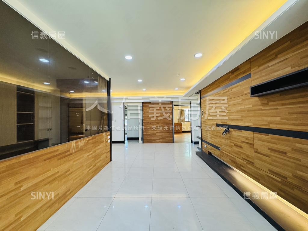 １２期３房高樓視野戶房屋室內格局與周邊環境