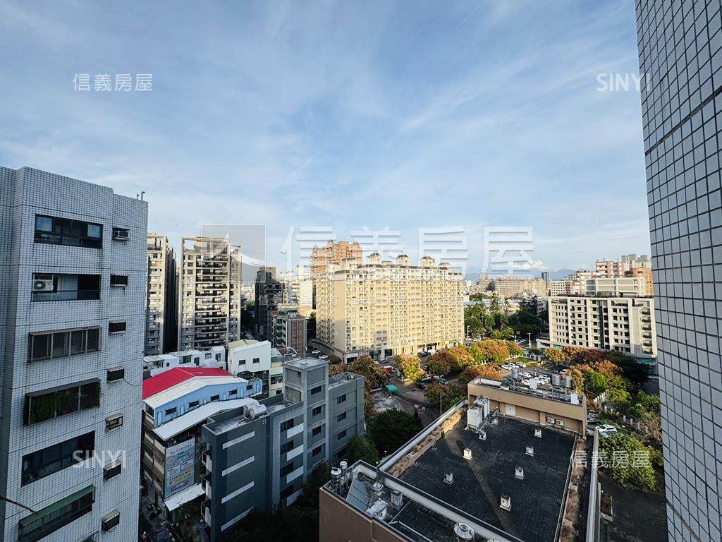 １２期３房高樓視野戶房屋室內格局與周邊環境