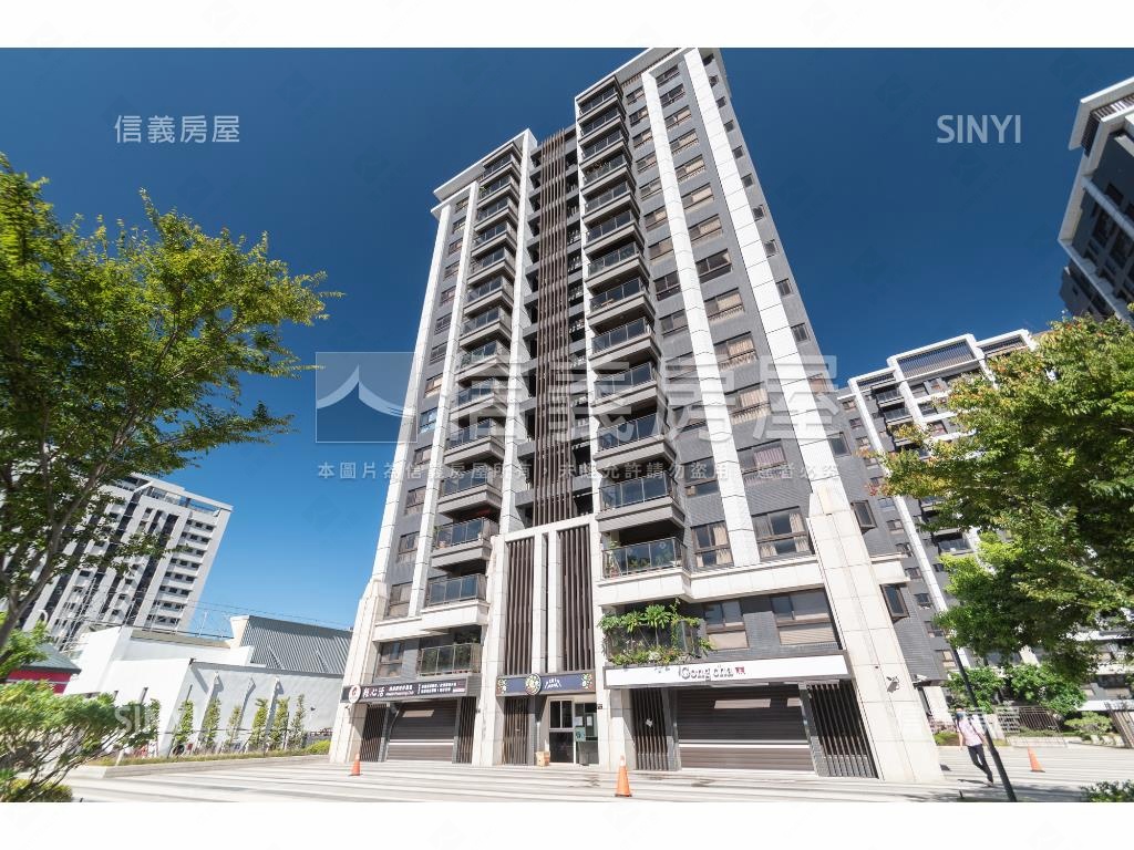 『成家大璽』青埔雙店面房屋室內格局與周邊環境