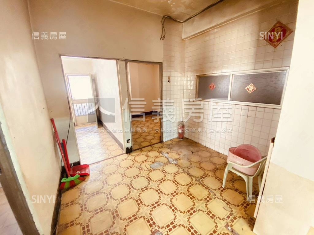 小港優質美公寓房屋室內格局與周邊環境