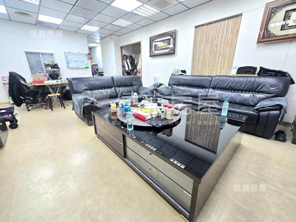 捷運新埔～黃金曝光店面房屋室內格局與周邊環境