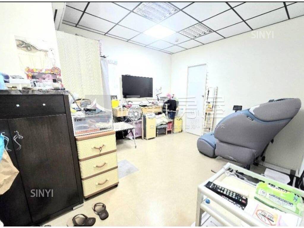 捷運新埔～黃金曝光店面房屋室內格局與周邊環境