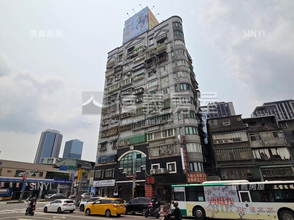 捷運新埔～黃金曝光店面房屋室內格局與周邊環境