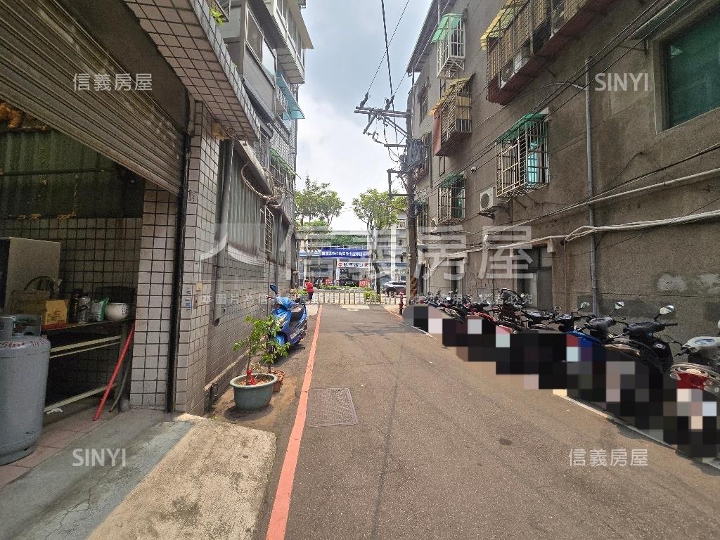 捷運新埔～黃金曝光店面房屋室內格局與周邊環境