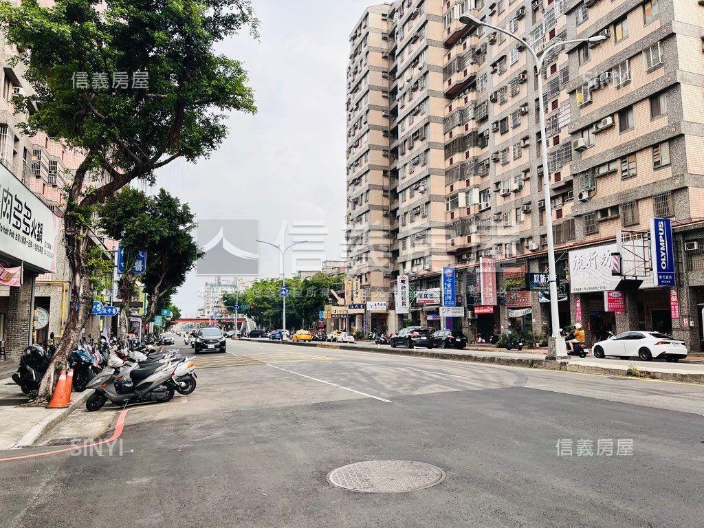 進化路人潮滾滾廣告效益佳房屋室內格局與周邊環境