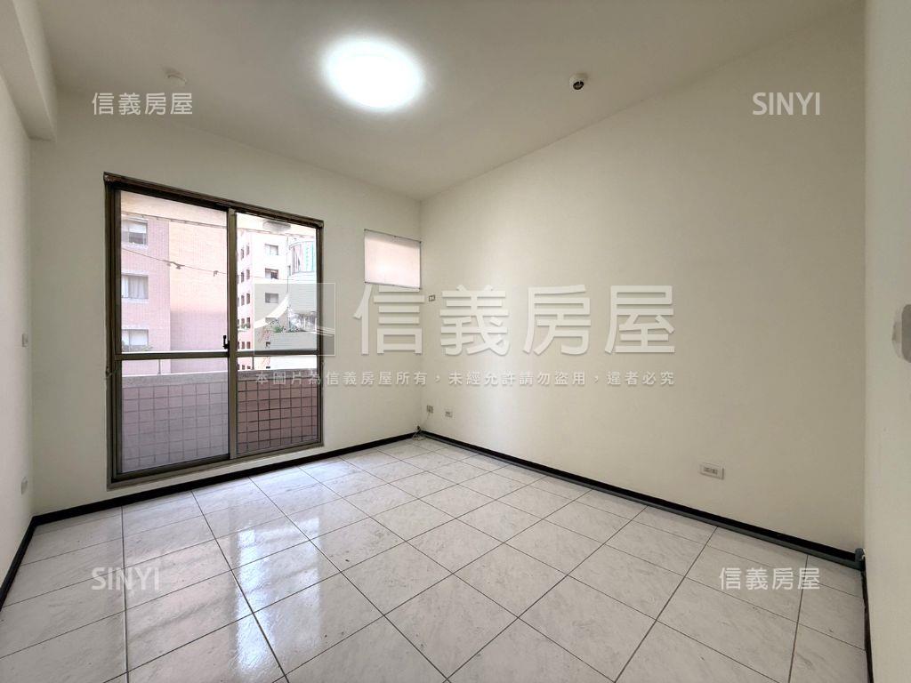 勤美旁一房中高樓平車房屋室內格局與周邊環境