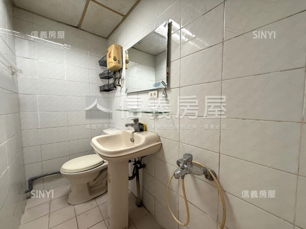 勤美旁一房中高樓平車房屋室內格局與周邊環境