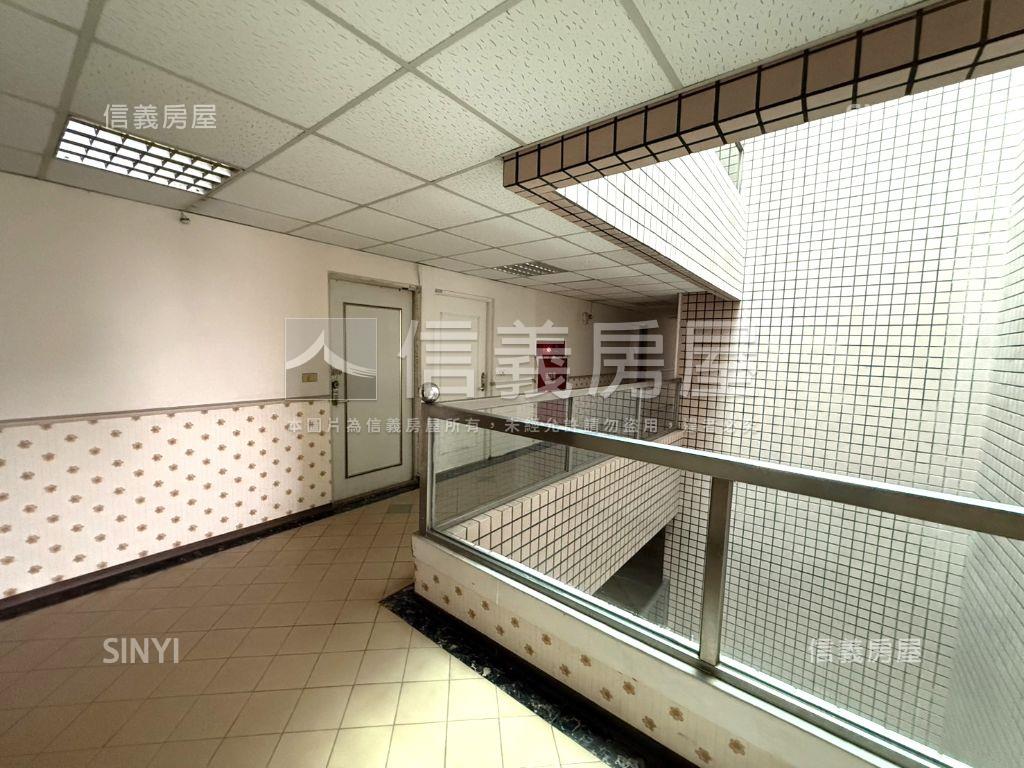 勤美旁一房中高樓平車房屋室內格局與周邊環境