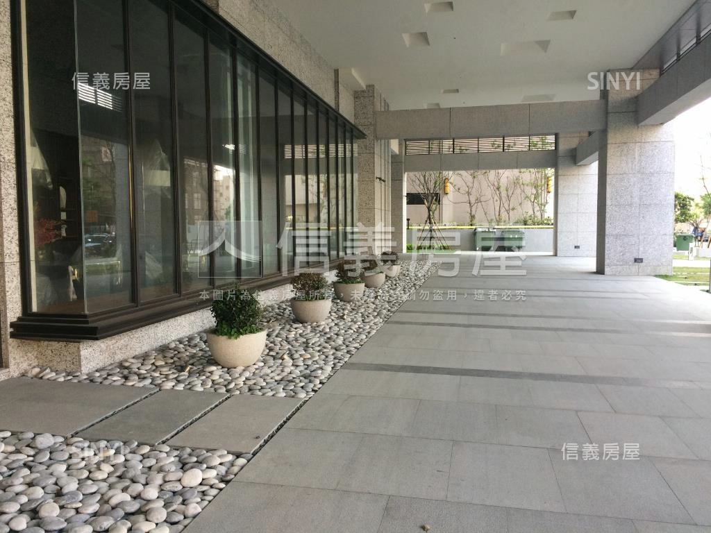 縣三高樓朝南ＳＫＹ１房屋室內格局與周邊環境