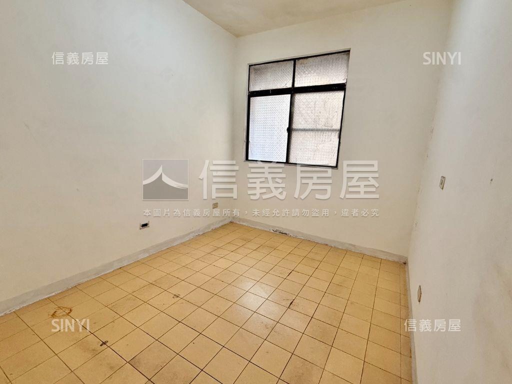 陽明商圈３房採光通風美寓房屋室內格局與周邊環境