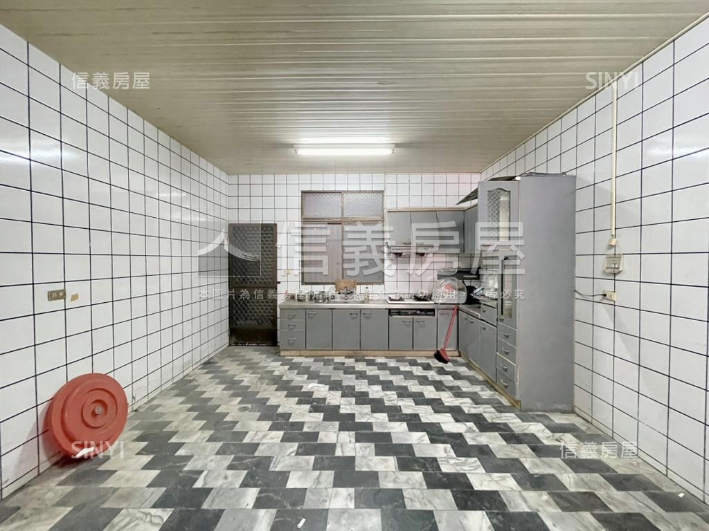 本原街大透天房屋室內格局與周邊環境