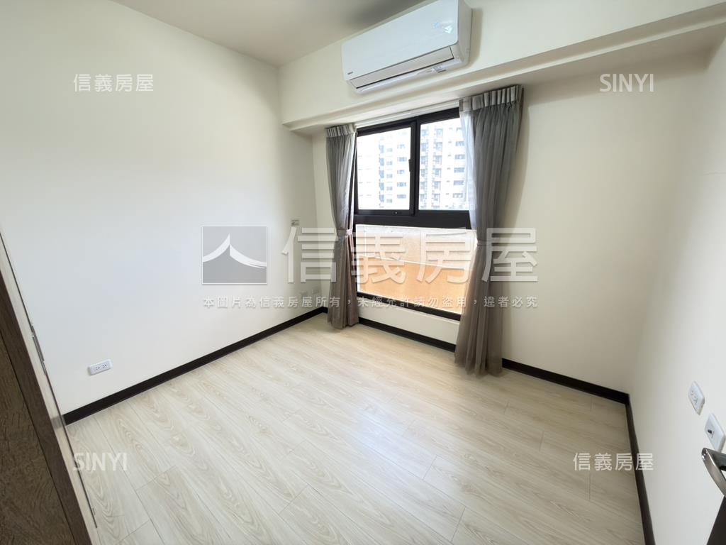 藝文鴻灃ＡＲＴ兩房車位房屋室內格局與周邊環境