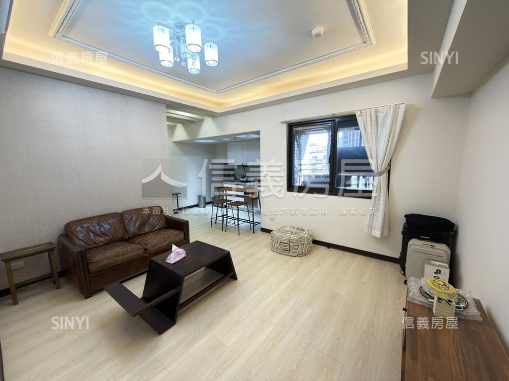 藝文鴻灃ＡＲＴ兩房車位房屋室內格局與周邊環境