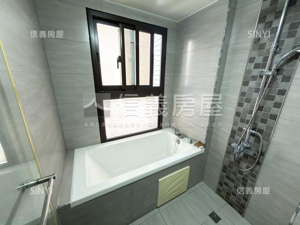 藝文鴻灃ＡＲＴ兩房車位房屋室內格局與周邊環境