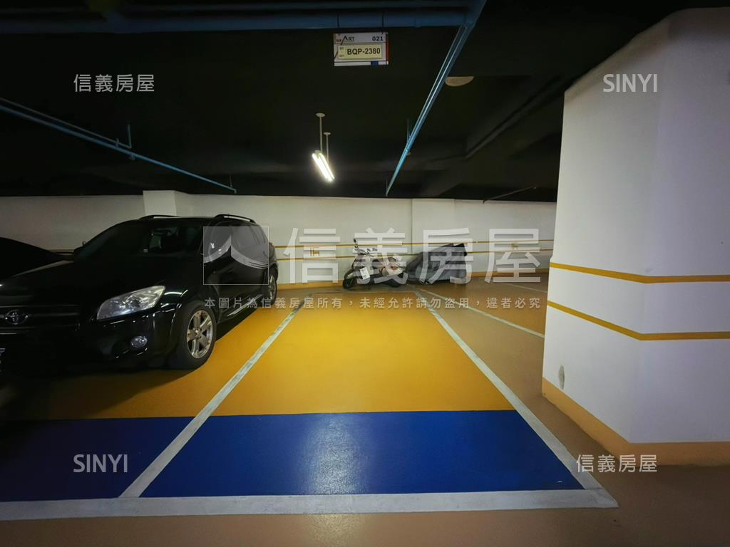 藝文鴻灃ＡＲＴ兩房車位房屋室內格局與周邊環境