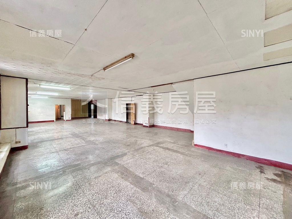 竹北第一㊝商業大樓房屋室內格局與周邊環境