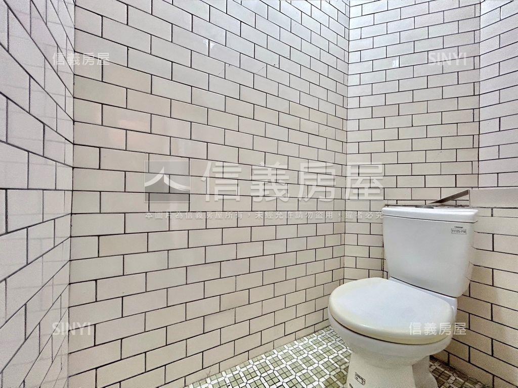 竹北第一㊝商業大樓房屋室內格局與周邊環境