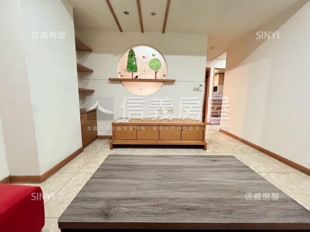 航空ＶＩＳＡ河岸兩房車位房屋室內格局與周邊環境