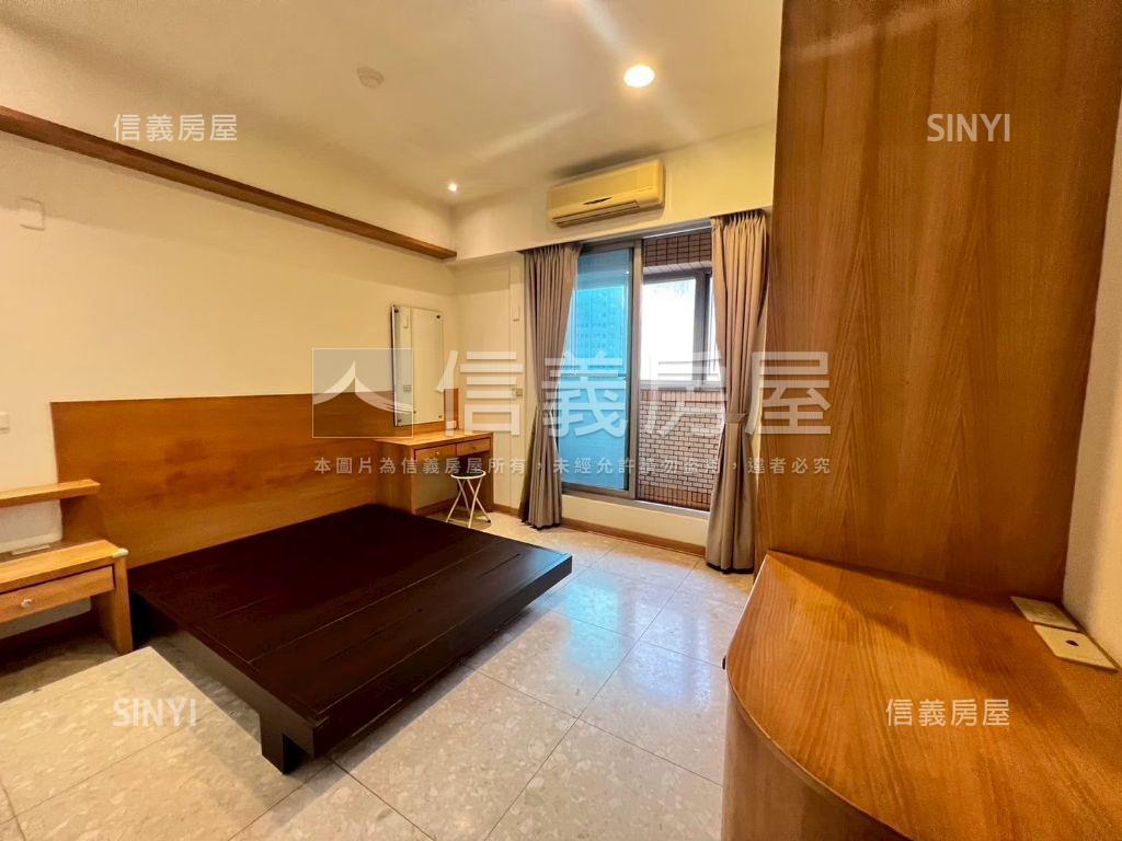 航空ＶＩＳＡ河岸兩房車位房屋室內格局與周邊環境