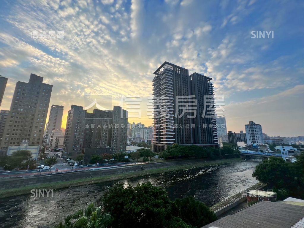 航空ＶＩＳＡ河岸兩房車位房屋室內格局與周邊環境