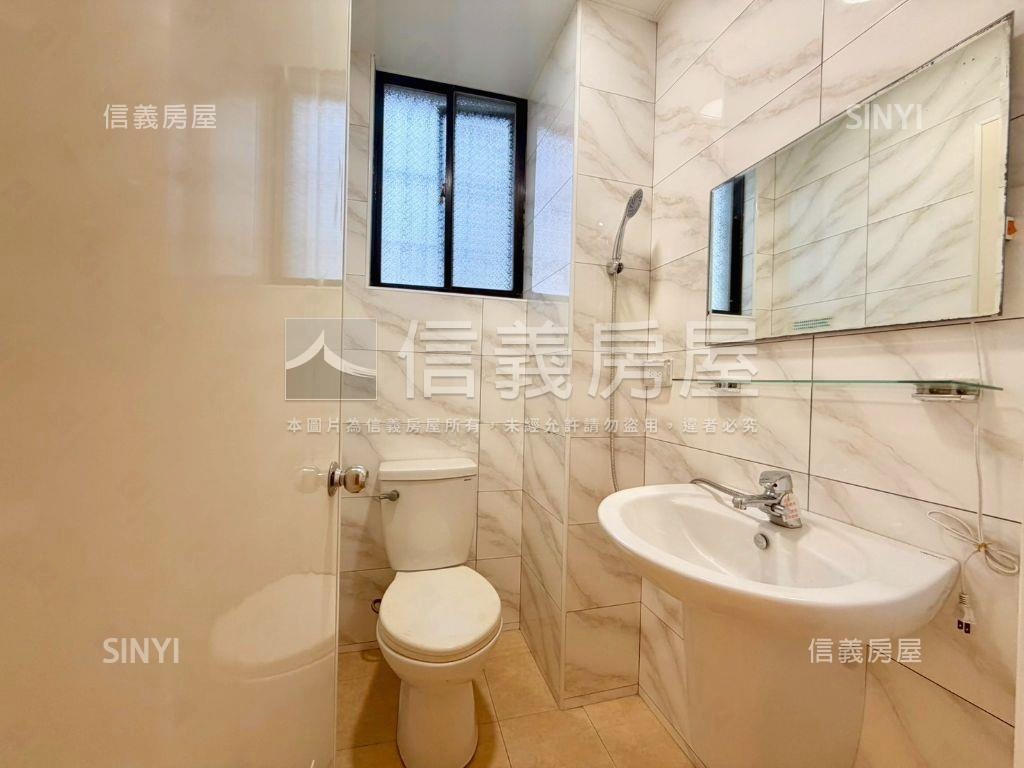 忠義站新裝潢明亮三房房屋室內格局與周邊環境