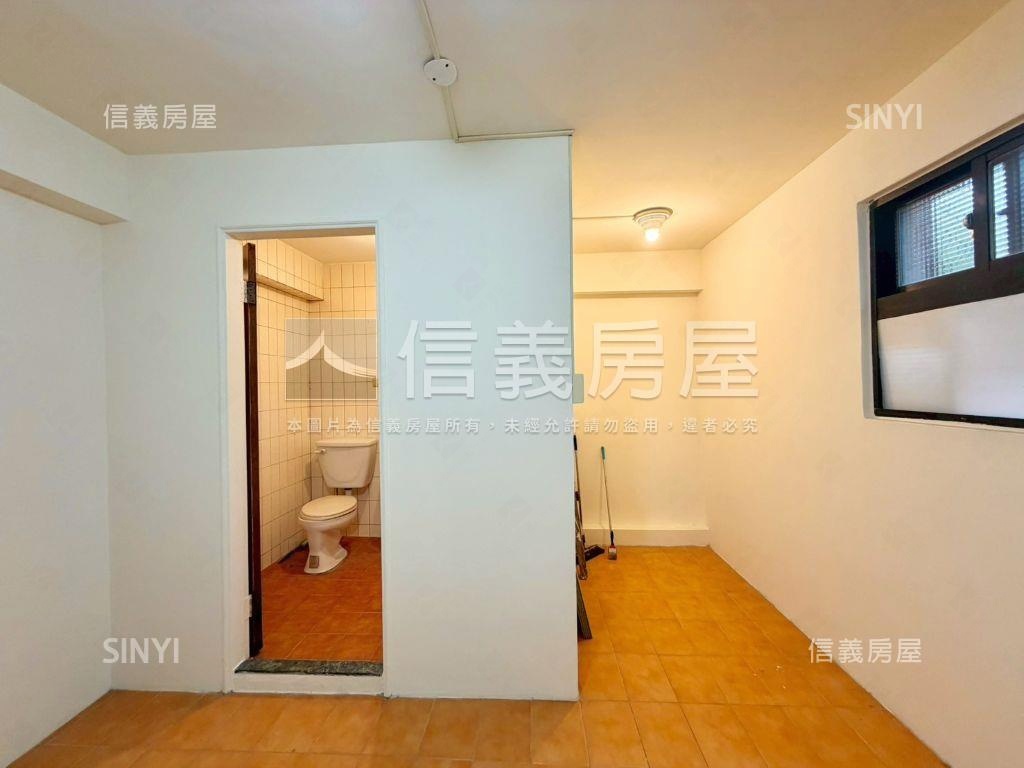 忠義站新裝潢明亮三房房屋室內格局與周邊環境