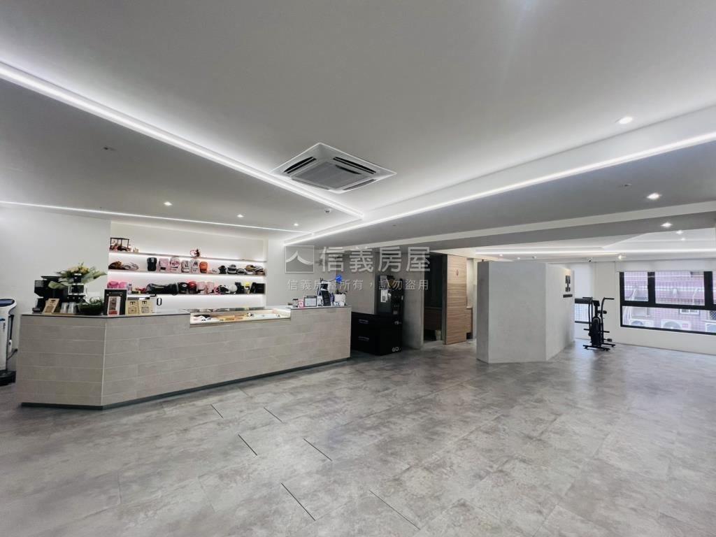 白朗峰百坪店面稀有釋出房屋室內格局與周邊環境