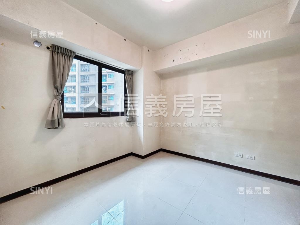 合新方正採光三房車位房屋室內格局與周邊環境