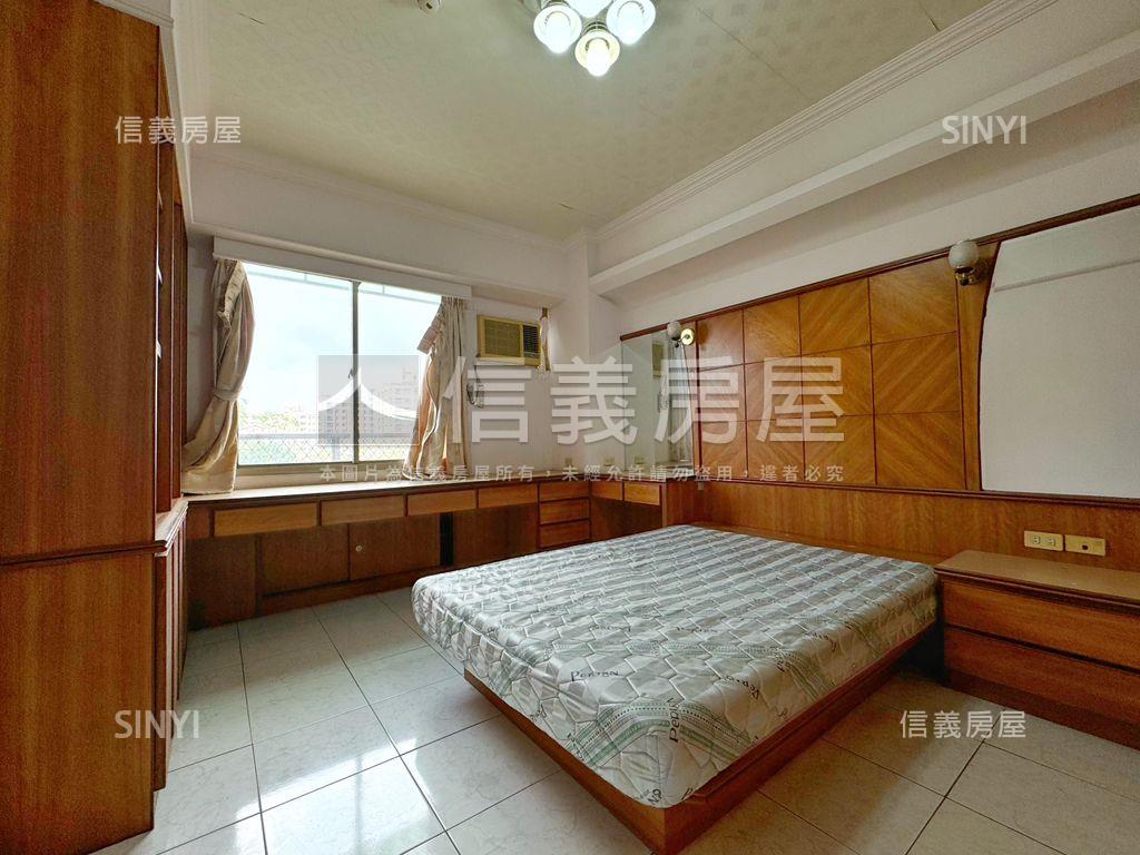 免千萬校園景觀四房平車房屋室內格局與周邊環境