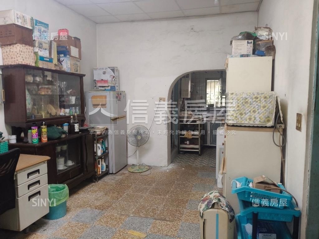 美術館旁舊平房房屋室內格局與周邊環境